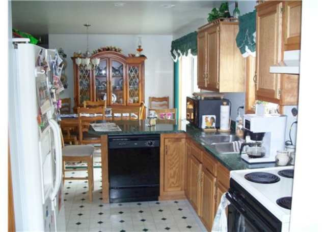 216 Paradise Point Road Mayfield, NY 12117 - Photo 4 of 5 Photo 4