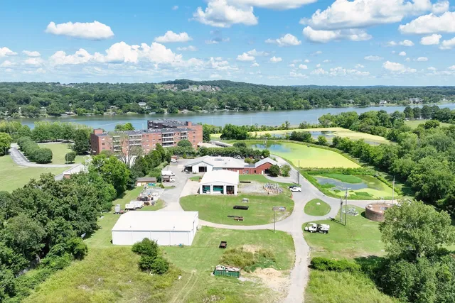 $275,000 | 200 Sanders Ferry Road, Unit 2408, Hendersonville, TN 37075