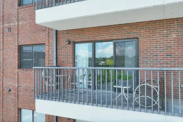 $275,000 | 200 Sanders Ferry Road, Unit 2408, Hendersonville, TN 37075