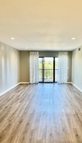 $275,000 | 200 Sanders Ferry Road, Unit 2408, Hendersonville, TN 37075