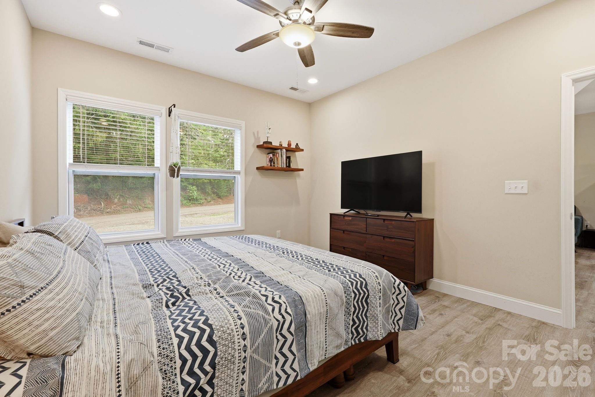 239 Northside Street Canton, NC 28716 - Photo 15 of 47