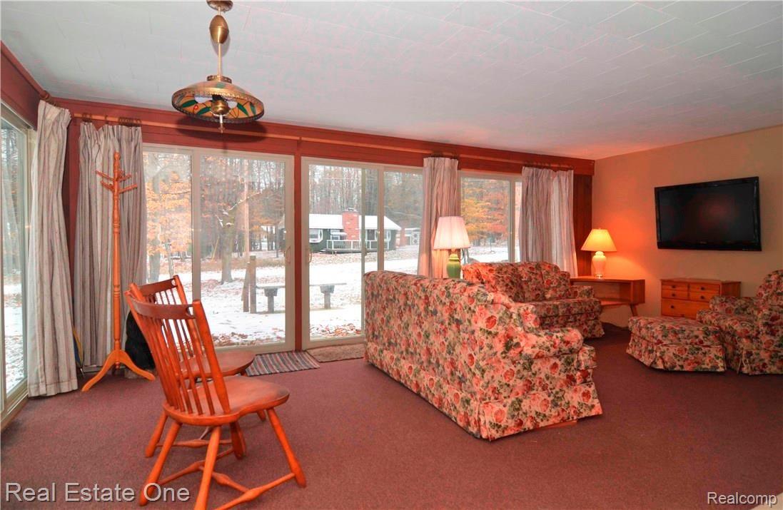 4193 Hazel Road Lincoln, MI 48742 - Photo 17 of 26 2017-11-11 22.48