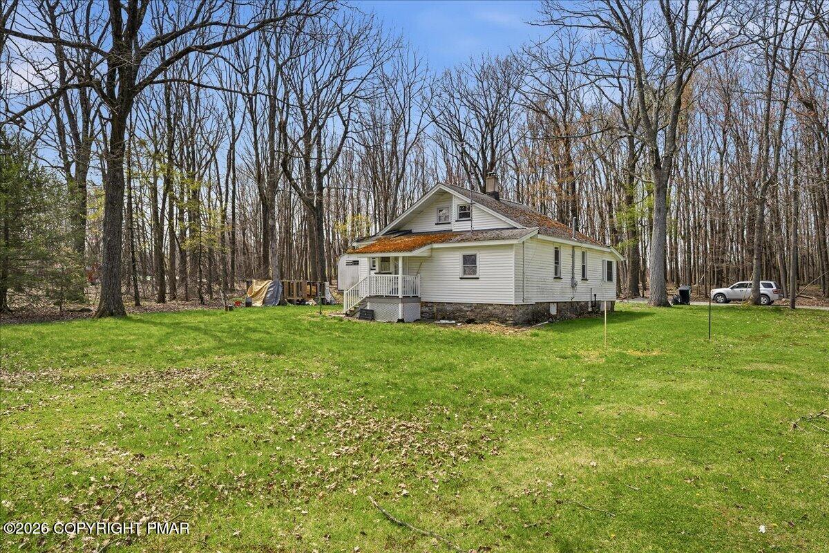 4121 Norton Pryor Road Pocono Summit, PA 18346 - Photo 4 of 31 05-HomeView_Media-4121_Norton_Pryor_Rd