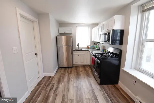 $1,350 | 409 Hermitage Street, Unit 2, Philadelphia, PA 19128