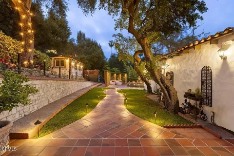 $3,580,000 | 201 La Vereda Road, Pasadena, CA 91105