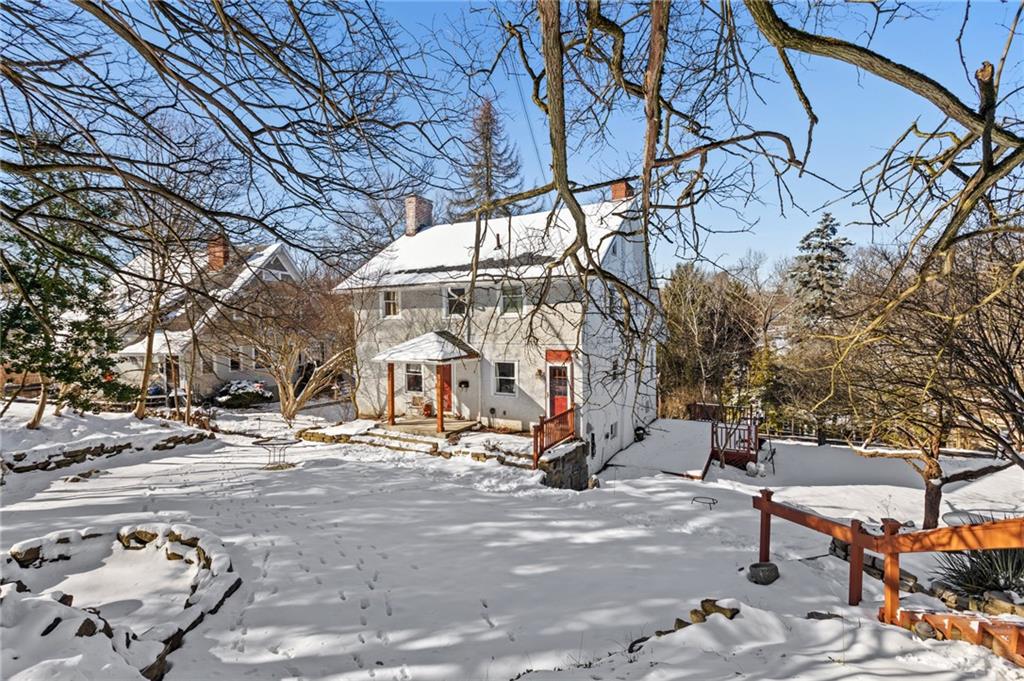 38 Terrace Road Carnegie, PA 15106 - Photo 3 of 25 Gallery Image 3
