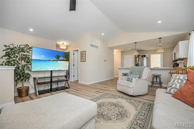 $299,900 | 562 Calvey Heights Court, Robertsville, MO 63072