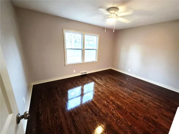$249,900 | 2748 Fairleigh Terrace, St. Joseph, MO 64506