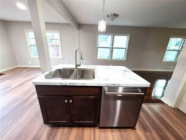 $249,900 | 2748 Fairleigh Terrace, St. Joseph, MO 64506