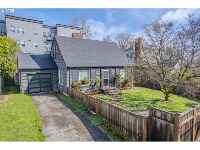 $484,900 | 8046 Southwest Capitol Hill Road, Portland, OR 97219
