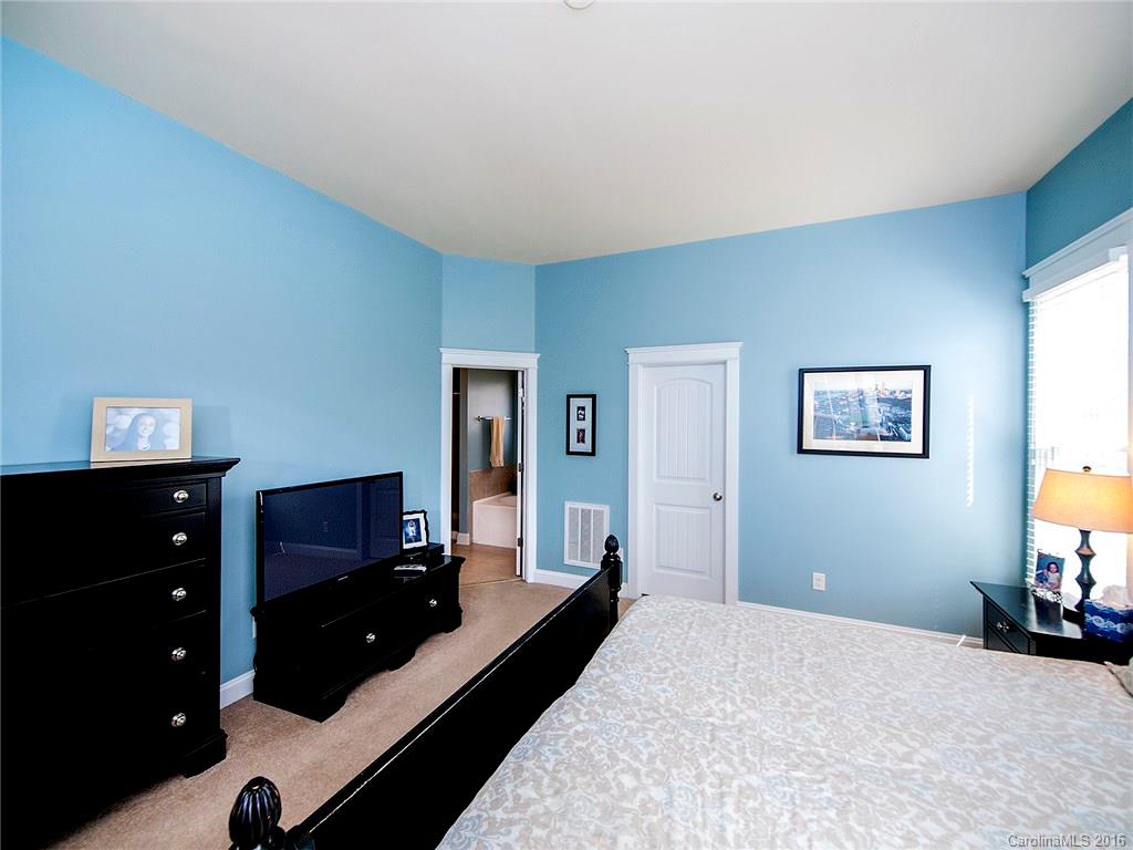 654 Revival Row Fort Mill, SC 29708 - Photo 12 of 23 Gallery Image 12