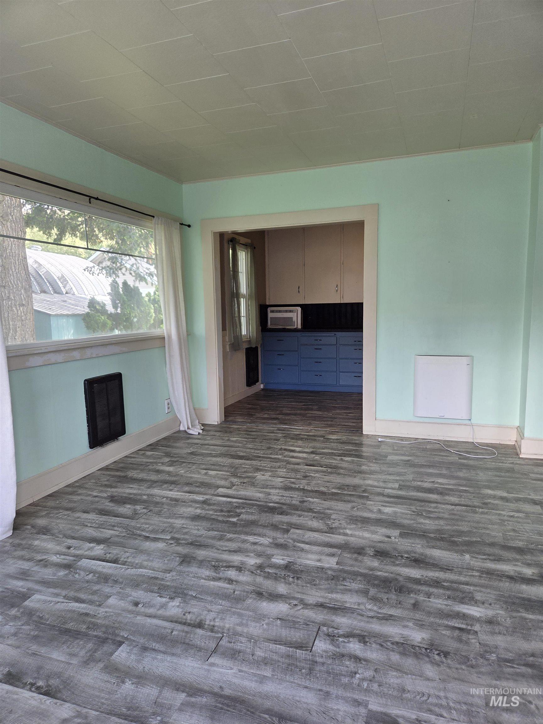 854 Columbia Street Pomeroy, WA 99347 - Photo 2 of 26