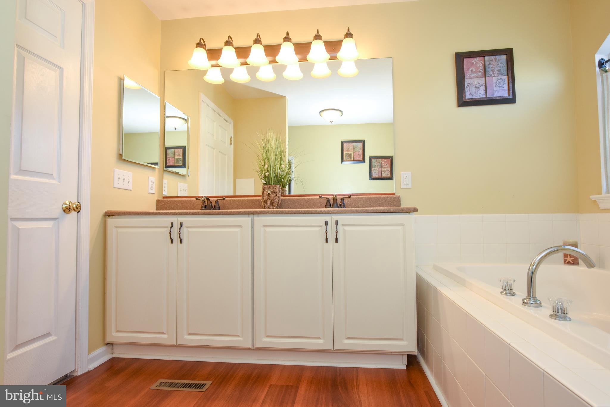139 Milbury Road Coatesville, PA 19320 - Photo 25 of 52 Master Bath