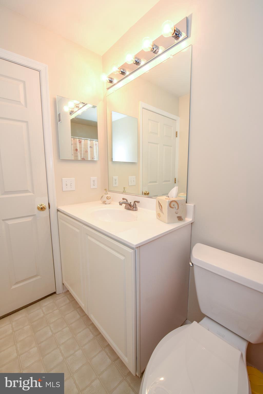 139 Milbury Road Coatesville, PA 19320 - Photo 28 of 52 Hall Bath