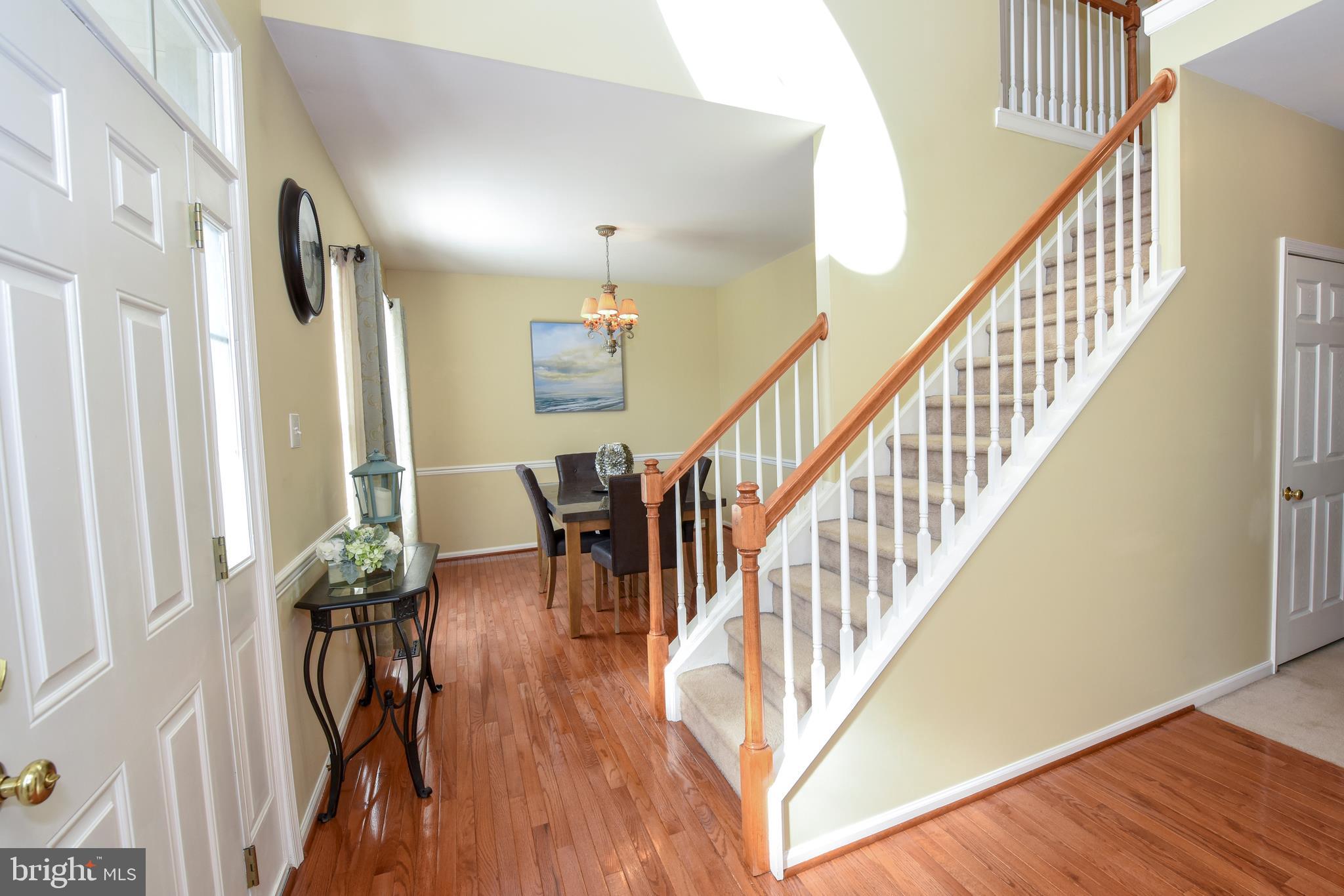 139 Milbury Road Coatesville, PA 19320 - Photo 5 of 52 Foyer View