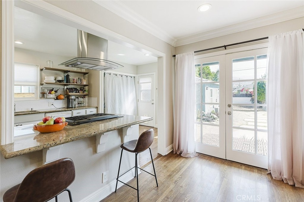 7522 Security Avenue Burbank, CA 91504 - Photo 12 of 37