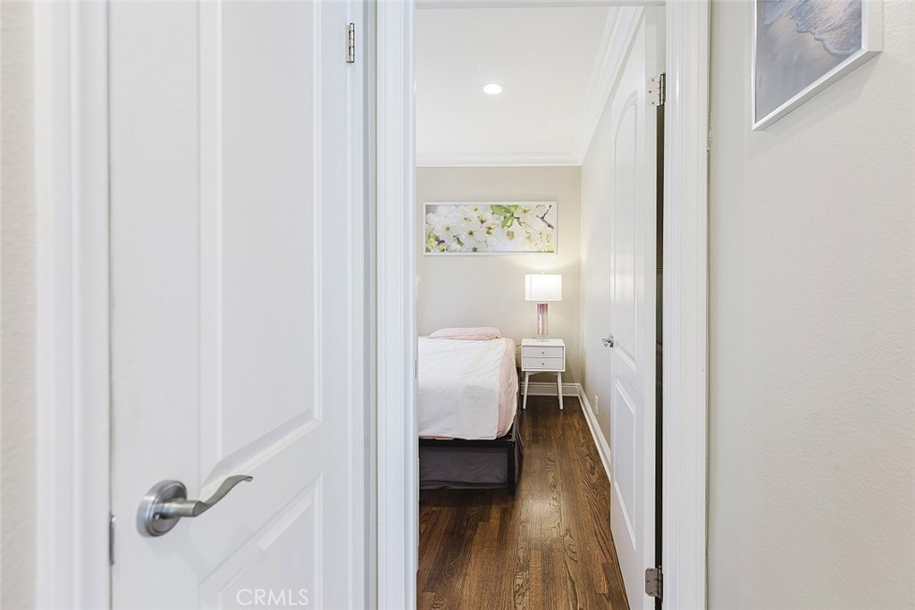 7522 Security Avenue Burbank, CA 91504 - Photo 21 of 37