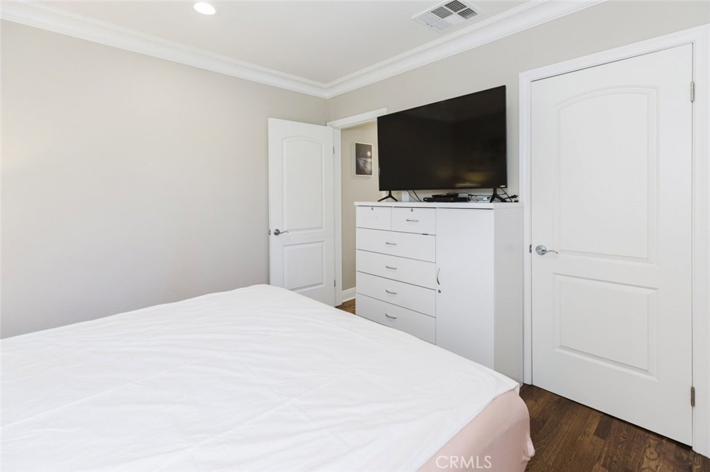 7522 Security Avenue Burbank, CA 91504 - Photo 24 of 37