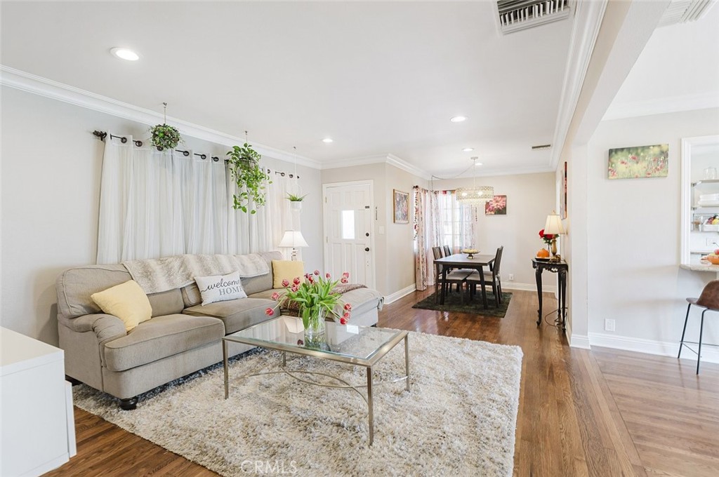 7522 Security Avenue Burbank, CA 91504 - Photo 4 of 37