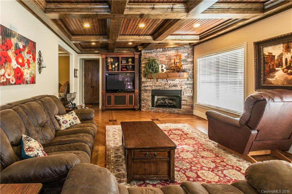 2584 Mariposa Road Stanley, NC 28164 - Photo 10 of 24 Gallery Image 10