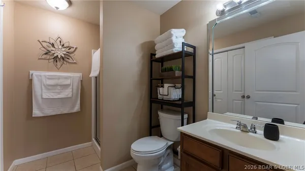 $191,000 | 50 Arnold Palmer Drive, Unit 400A, Lake Ozark, MO 65049