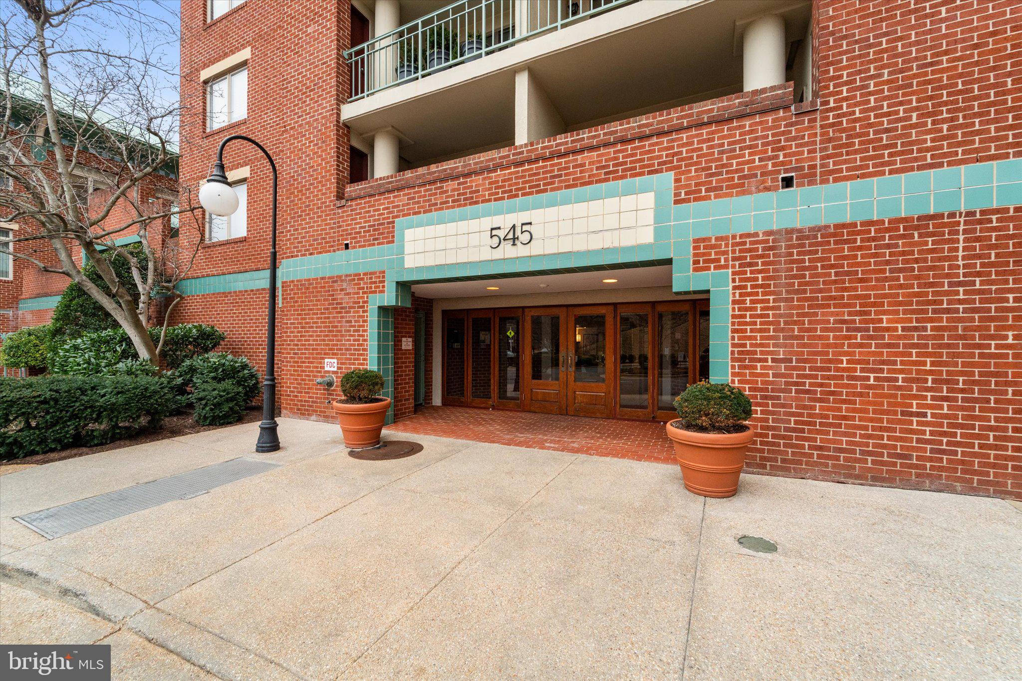 545 East Braddock Road, Unit 602 Alexandria, VA 22314 - Photo 3 of 41