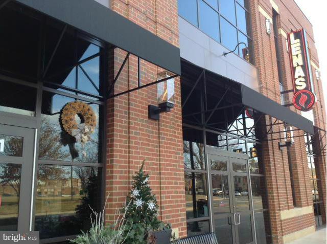 545 East Braddock Road, Unit 602 Alexandria, VA 22314 - Photo 33 of 41 WALK TO RESTAURTS