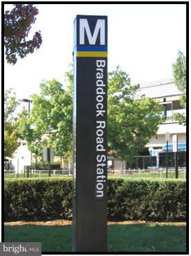 545 East Braddock Road, Unit 602 Alexandria, VA 22314 - Photo 5 of 41 BRADDOCK ROAD METRO AT FRONT DOOR