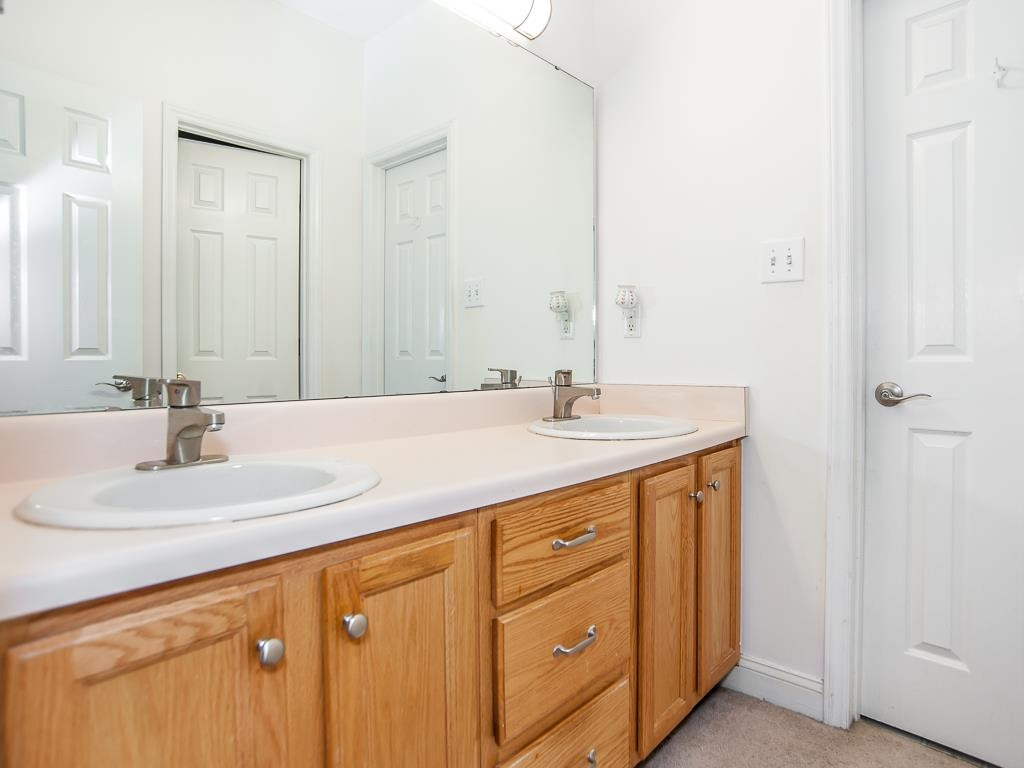 4631 Vendue Range Drive Raleigh, NC 27604 - Photo 10 of 15 Bathroom
