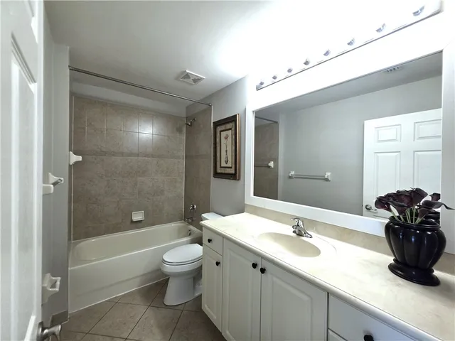 $3,000 | 1939 Grey Falcon Circle Southwest, Vero Beach, FL 32962