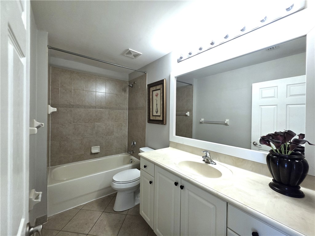 1939 Grey Falcon Circle Southwest Vero Beach, FL 32962 - Photo 23 of 36