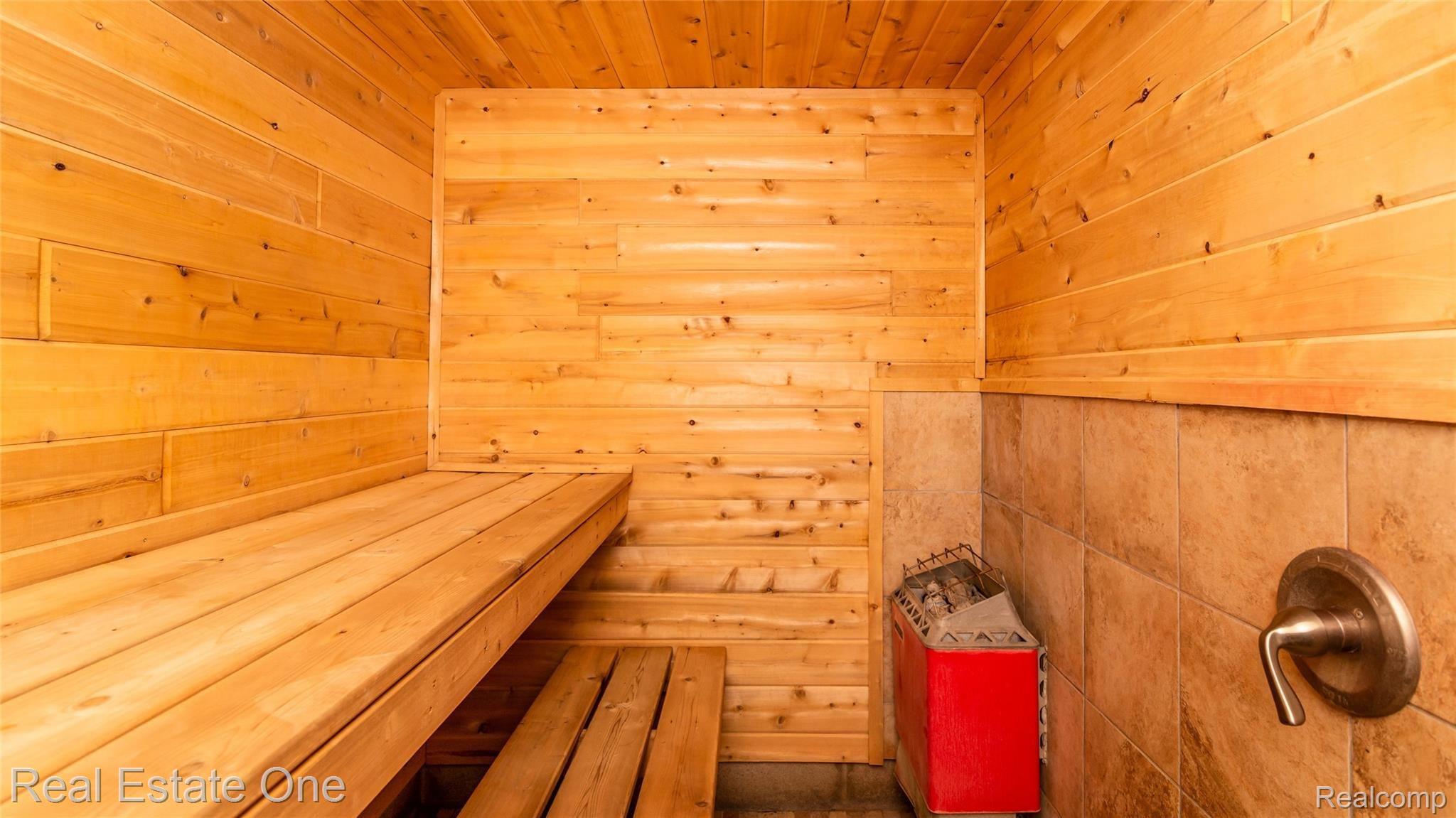 4018 Hartland Road Hartland, MI 48353 - Photo 53 of 54 Working Sauna