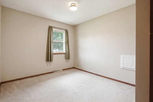 15115 North Nazarene Road Effingham, IL 62401 - Photo 18 of 32