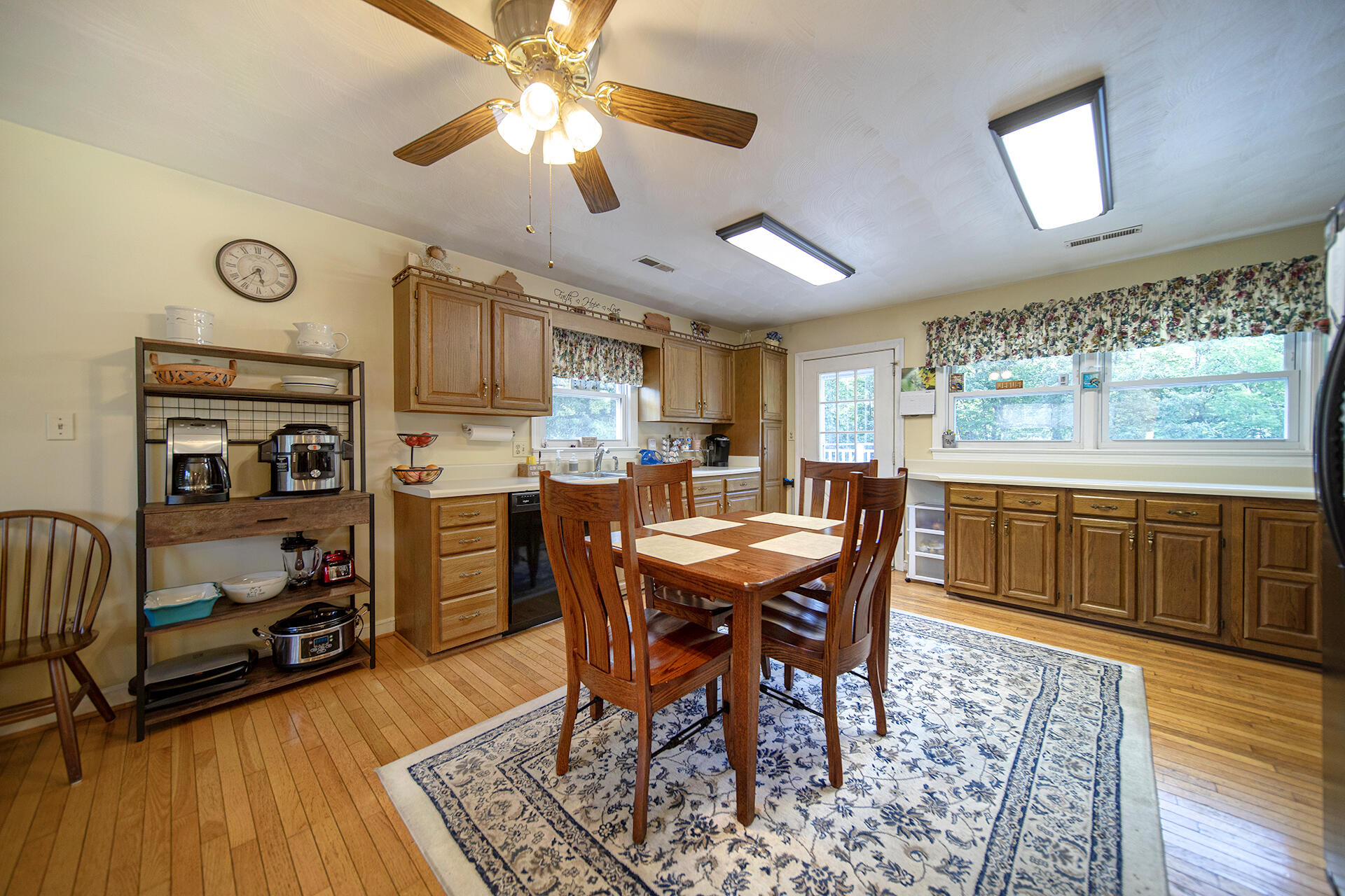 1567 Timber Ridge Buchanan, VA 24066 - Photo 13 of 63 4S1A4236