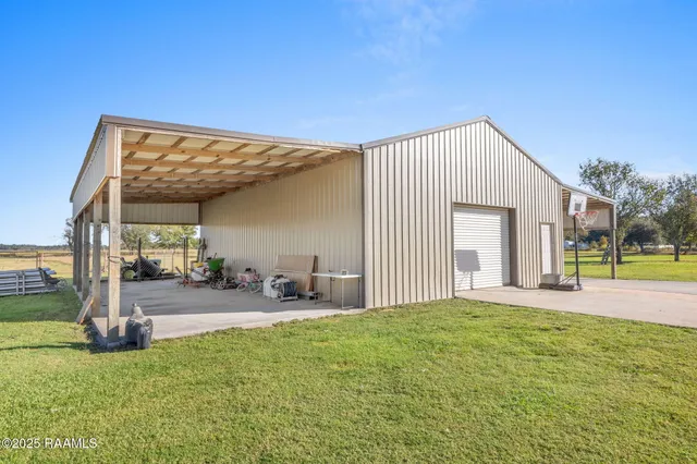 $399,000 | 1976 Fournerat Road, Eunice, LA 70535