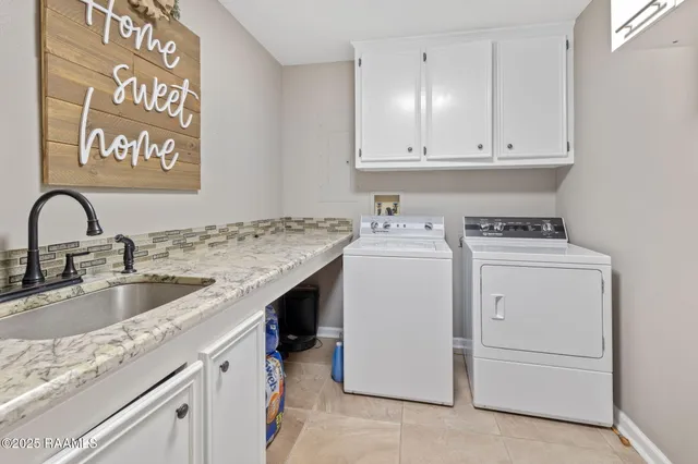 $399,000 | 1976 Fournerat Road, Eunice, LA 70535