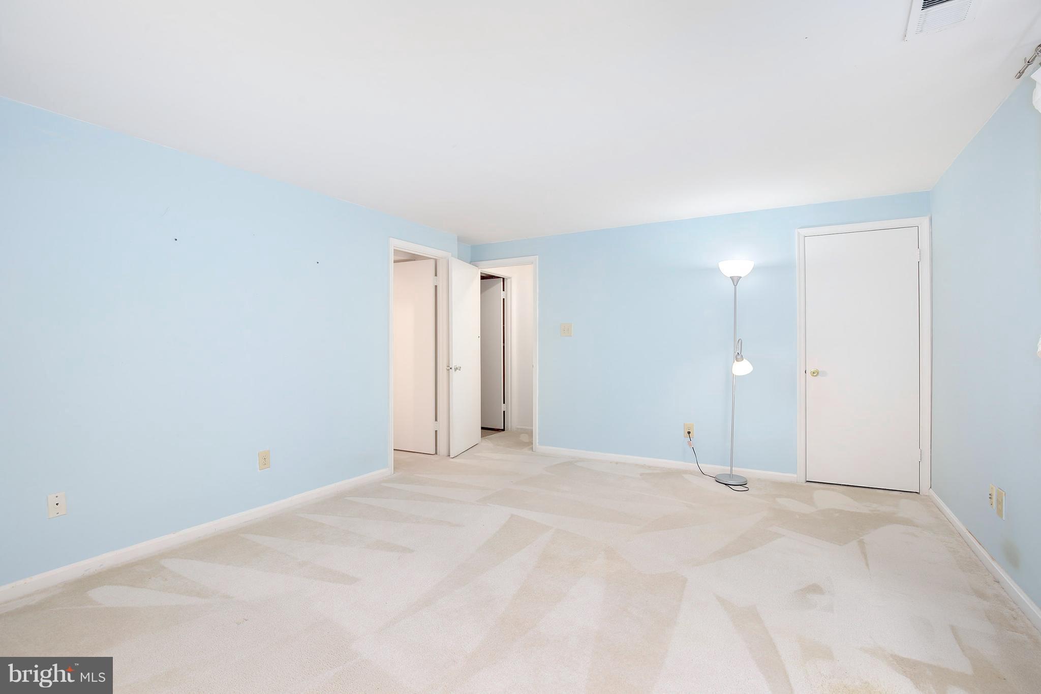 11928 Redtree Way Reston, VA 20194 - Photo 22 of 29 Bedroom (Master)