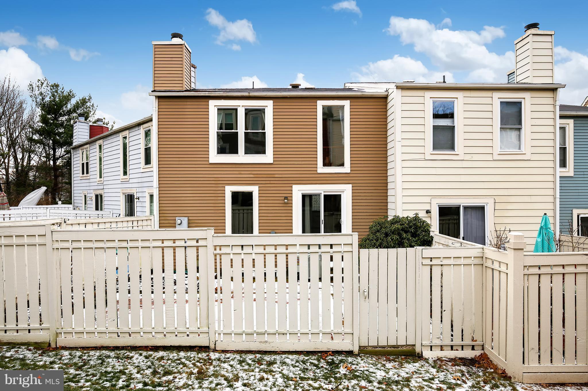 11928 Redtree Way Reston, VA 20194 - Photo 29 of 29 Exterior (Rear)