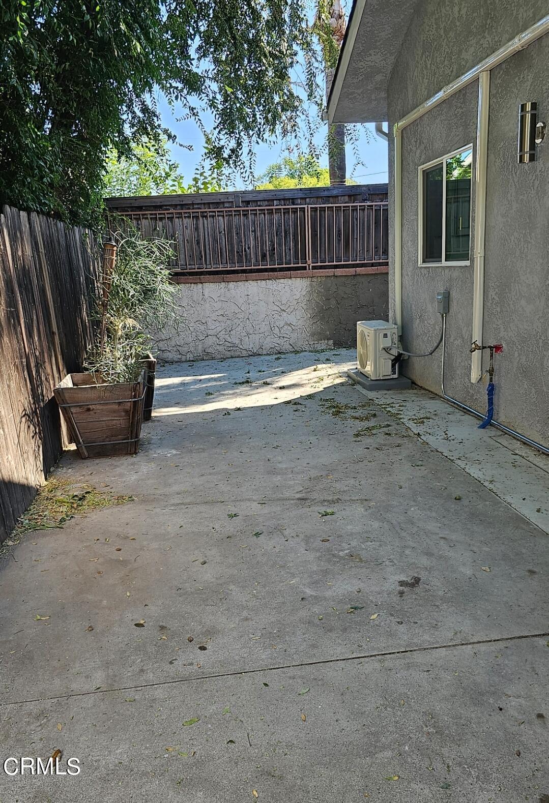 214 Valle Vista Avenue, Unit 2 Monrovia, CA 91016 - Photo 11 of 11 a view of backyard and wooden fence