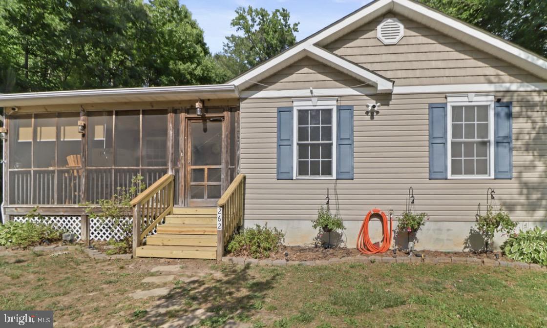 262 Rolando Drive Colonial Beach, VA 22443 - Photo 4 of 30