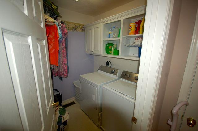 1457 Virginia Ridge Drive Hardy, VA 24101 - Photo 19 of 46 LAUNDRY