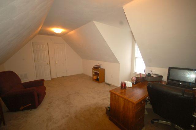 1457 Virginia Ridge Drive Hardy, VA 24101 - Photo 25 of 46 FINISHED ROOM OVER GARAGE