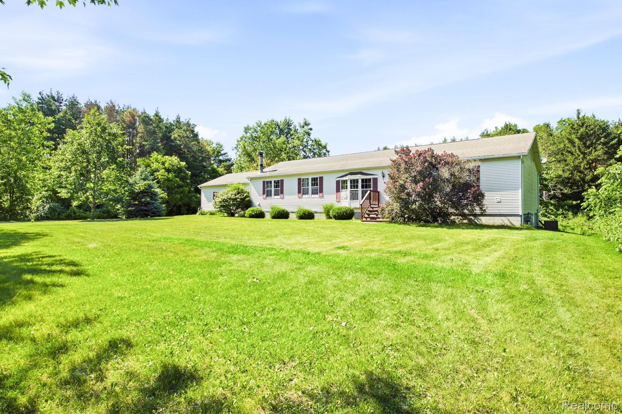 4242 Norman Road Fort Gratiot, MI 48059 - Photo 41 of 42 4242 Norman Rd (3).jpg