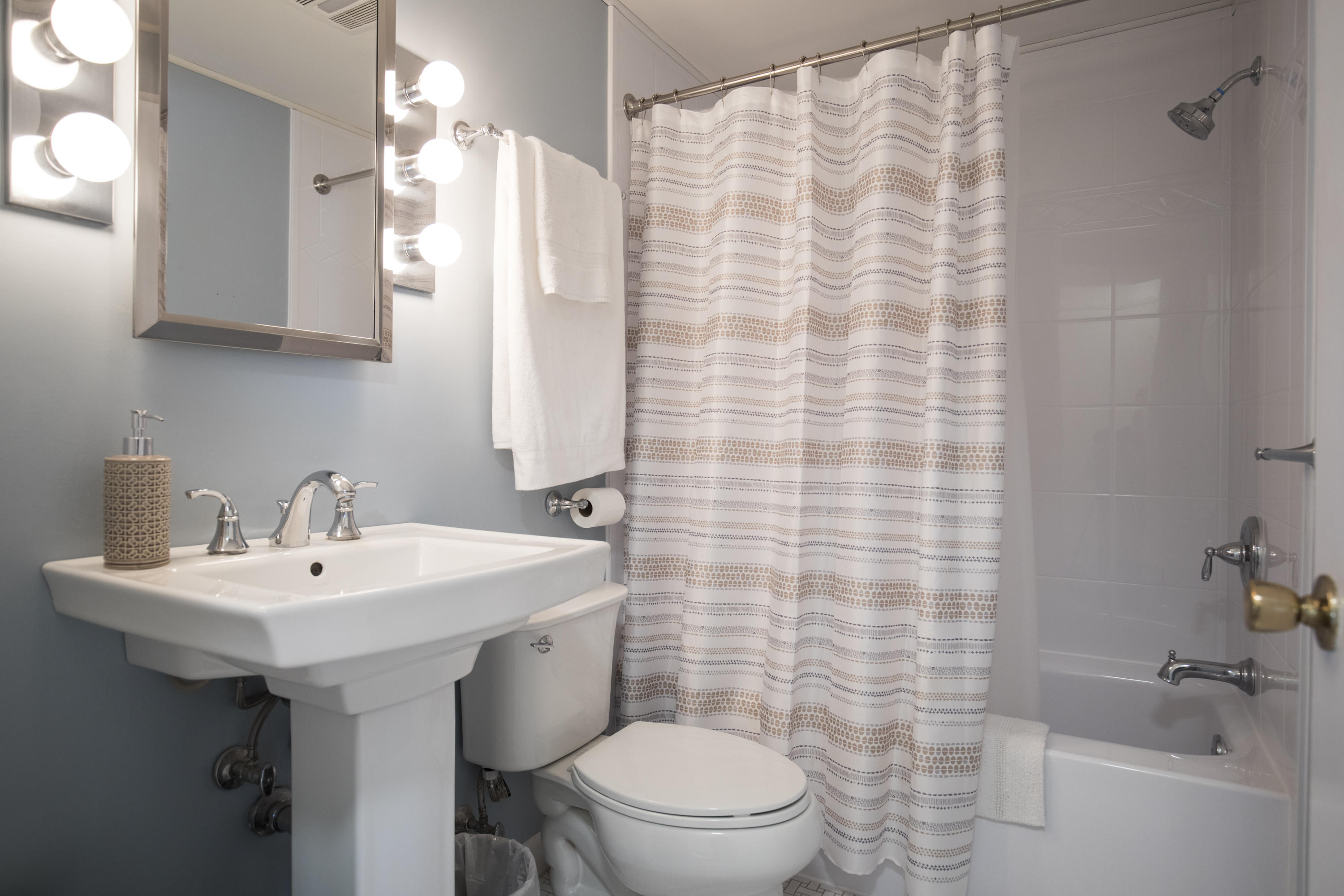 155 Newell Road Yarmouth, ME 04096 - Photo 7 of 18 155 Newell Road_7