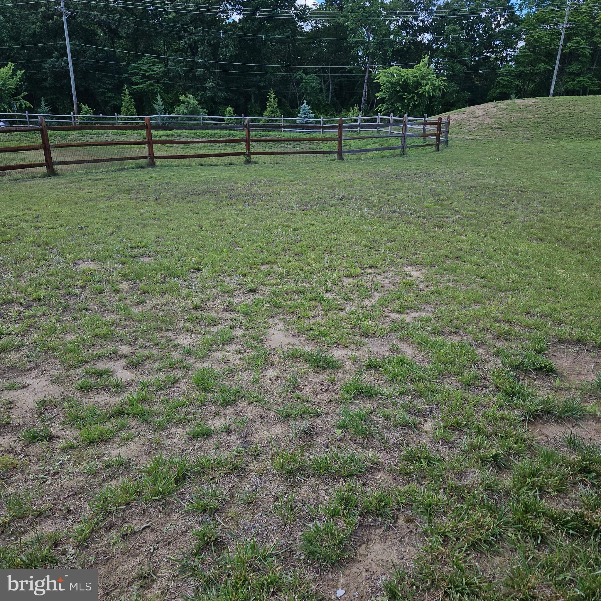 38 Peregrine Way Burlington, NJ 08016 - Photo 32 of 34 a view of outdoor space