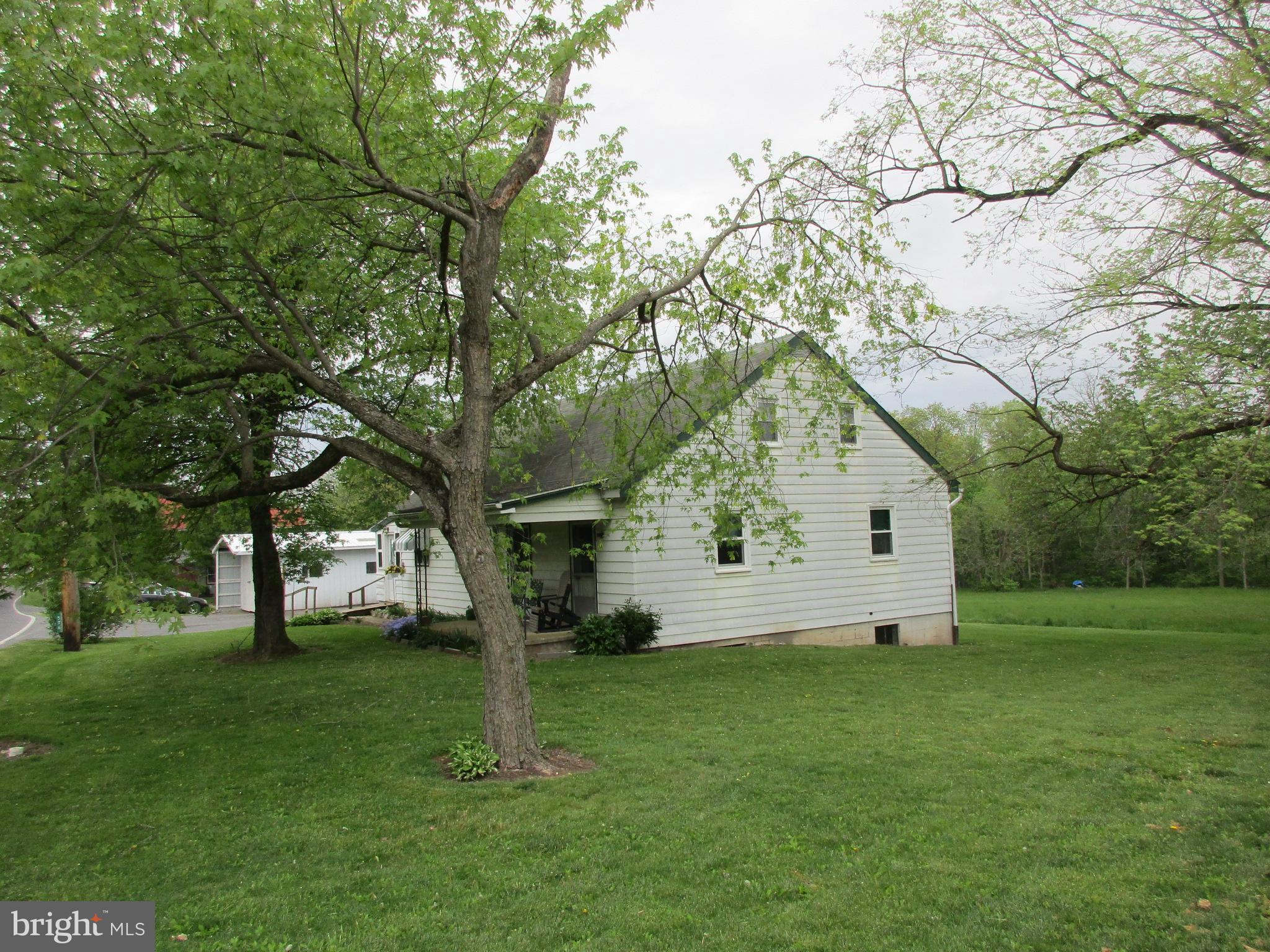 576 Red Run Road East Earl, PA 17519 - Photo 5 of 9 Gallery Image 5
