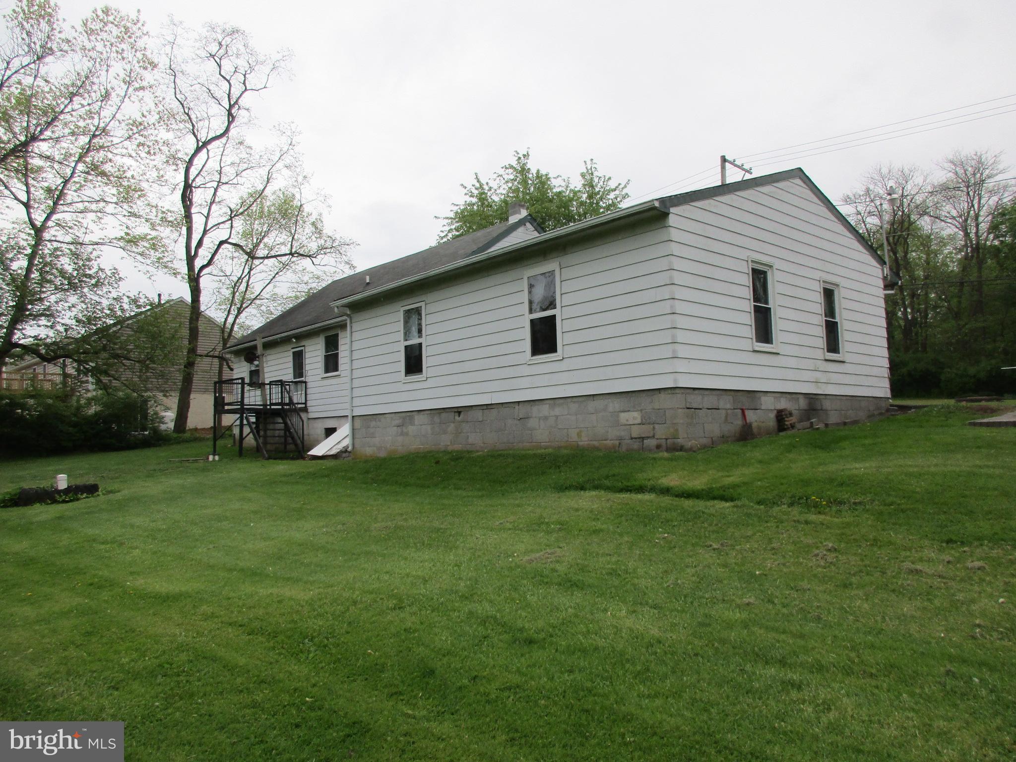 576 Red Run Road East Earl, PA 17519 - Photo 7 of 9 Gallery Image 7