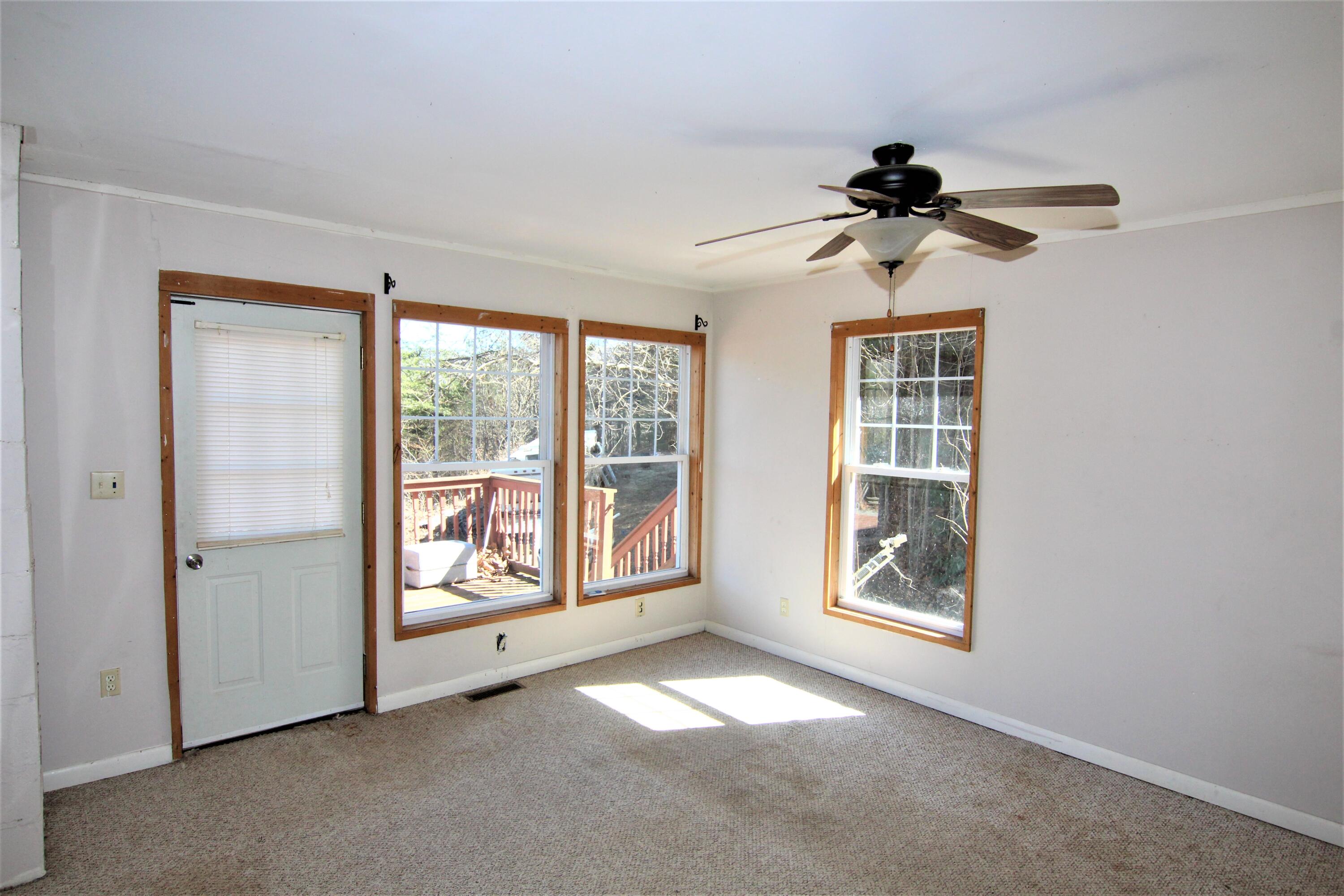 494 Tester Road Butler, TN 37640 - Photo 18 of 45 IMG_0078 (2)