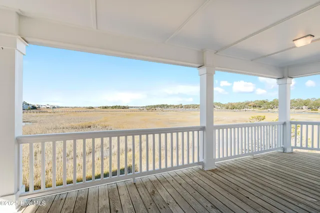 $599,995 | 139 Seagull Drive, Holden Beach, NC 28462