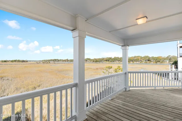 $599,995 | 139 Seagull Drive, Holden Beach, NC 28462